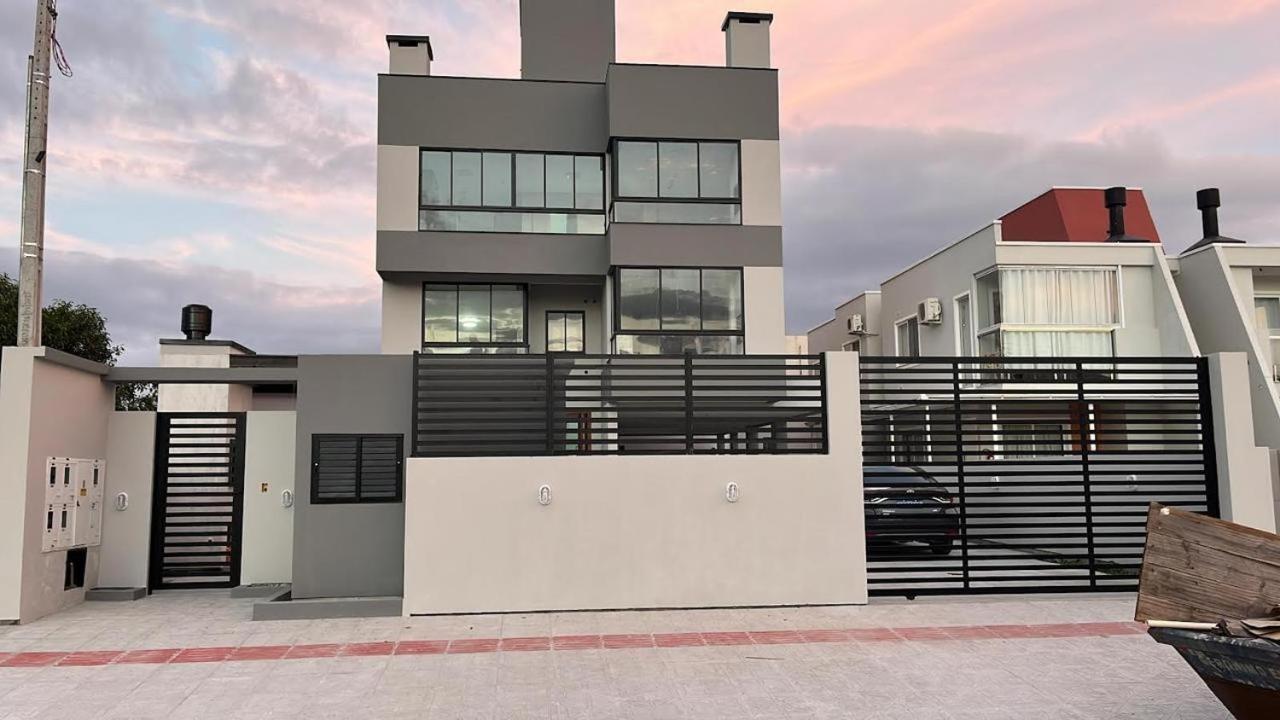 Residencial Isl - Praia Da Pinheira Sc 帕罗卡 外观 照片